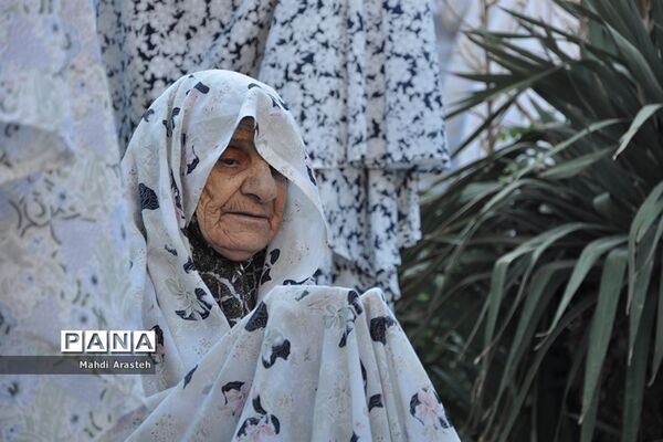 نماز عیدسعیدفطر درشهرستان خوسف خراسان جنوبی