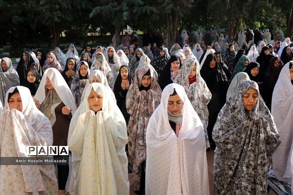 اقامه نماز عید سعید فطر در ارومیه