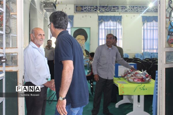 اقامه نماز عید سعید فطر در خاوران شهرستان جهرم