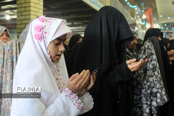 اقامه نماز عید سعید فطر در خاوران شهرستان جهرم