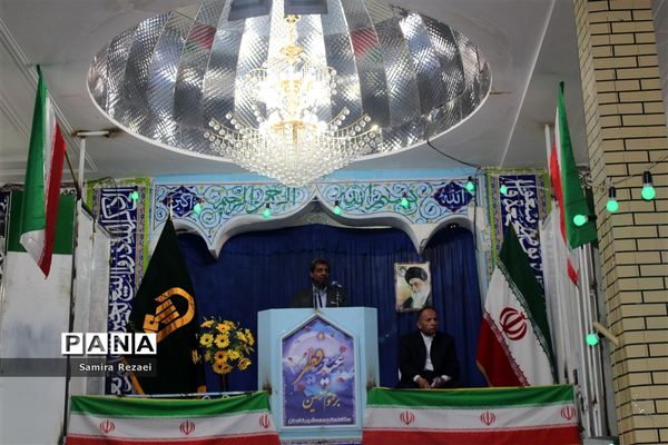 اقامه نماز عید سعید فطر در خاوران شهرستان جهرم