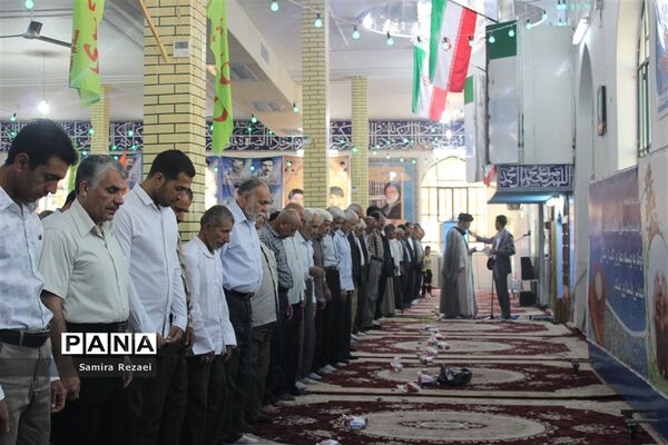 اقامه نماز عید سعید فطر در خاوران شهرستان جهرم