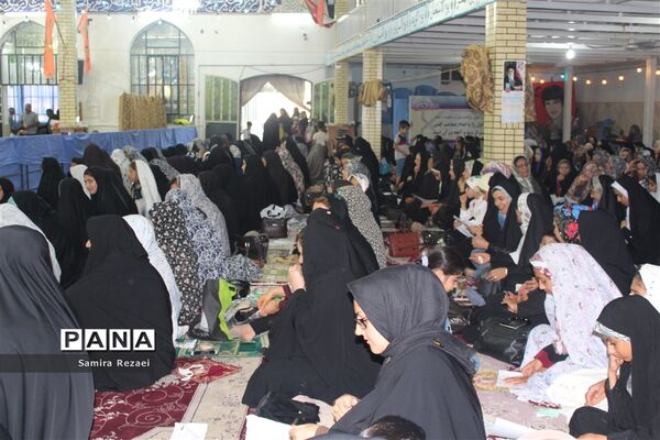 اقامه نماز عید سعید فطر در خاوران شهرستان جهرم