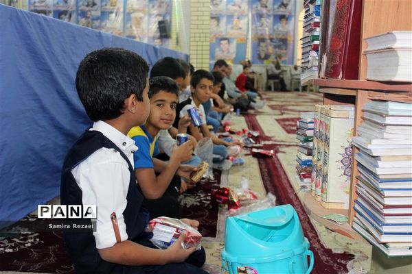 اقامه نماز عید سعید فطر در خاوران شهرستان جهرم