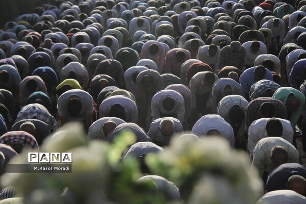نماز عید سعید فطر در بندرعباس