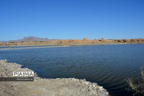 رنج کشیدن دریاچه مصنوعی گواب شهرستان خوسف