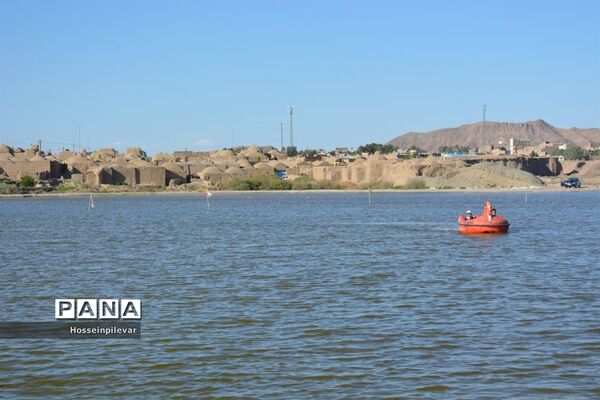 رنج کشیدن دریاچه مصنوعی گواب شهرستان خوسف