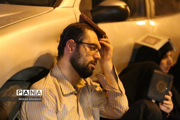مراسم شب احیا در حسینیه عاشقان ساری