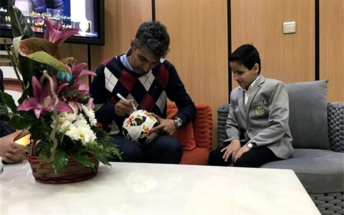چرا فردوسی‌پور فوتبال گزارش نمی‌کند؟