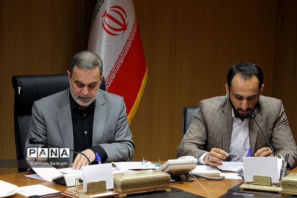 نشست صمیمی وزیر آموزش و پرورش با نمایندگان تشکل‌های دانشجویی دانشگاه تربیت دبیر شهیدرجایی