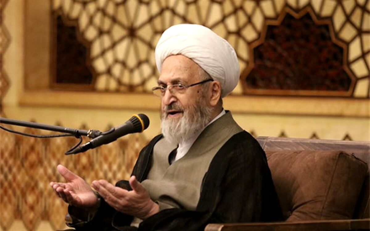 آیت الله سبحانی: سردمداران آمریکا منافق هستند