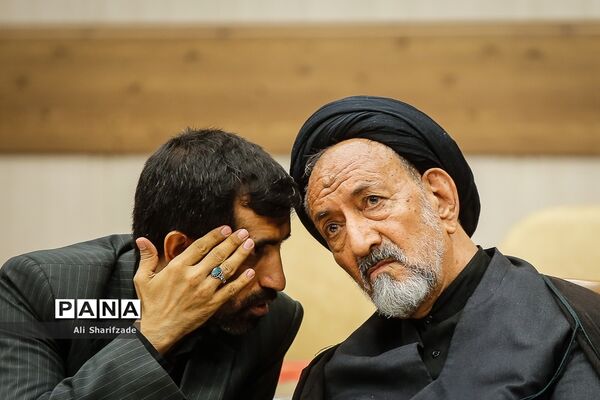 نشست صمیمی وزیرآموزش و پرورش با مدیران رسانه