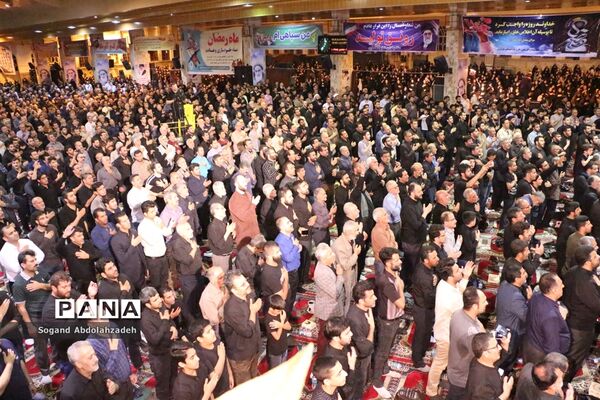 مراسم شب احیا بیست و سوم ماه رمضان در مصلی مرکز مازندران