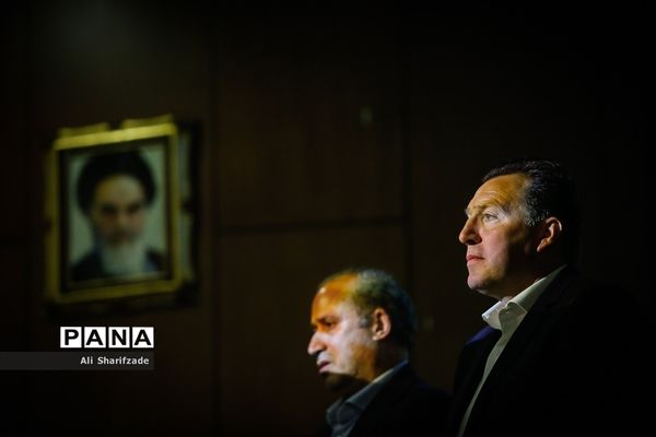 معارفه رسمی «مارک ویلموتس» سرمربی جدید تیم ملی فوتبال