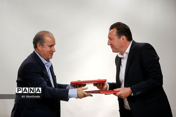 معارفه رسمی «مارک ویلموتس» سرمربی جدید تیم ملی فوتبال