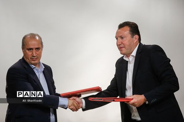 معارفه رسمی «مارک ویلموتس» سرمربی جدید تیم ملی فوتبال