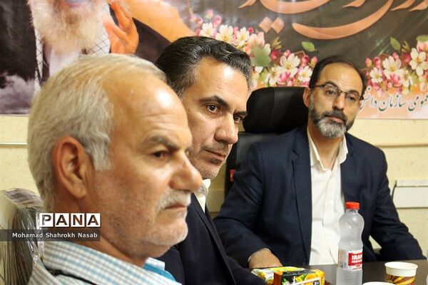 نشست شورای برنامه‌ریزی سازمان دانش‌آموزی خوستان