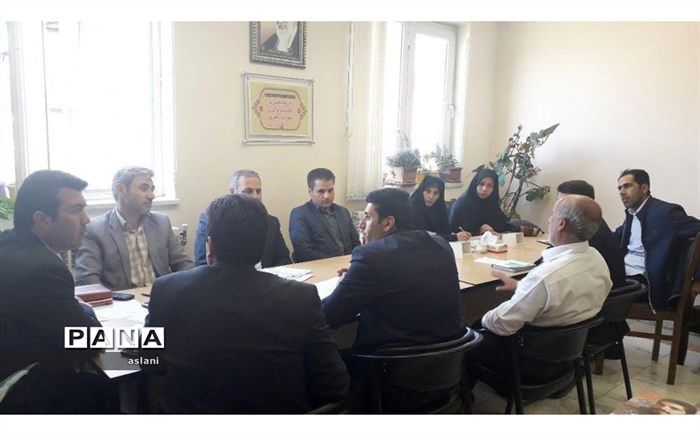 برگزاری جلسه بررسی محتوای طرحهای ولایت وشهید محمدی دراردبیل