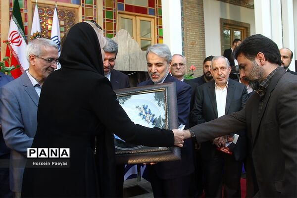 آیین تجلیل از خیرین مدرسه‌ساز و نکوداشت «محمدرضا حافظی» رئیس جامعه خیرین مدرسه‌ساز