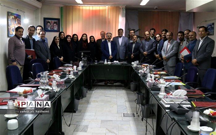 فولادوند: پاسخگویی در روابط عمومی حرف اول را می زند