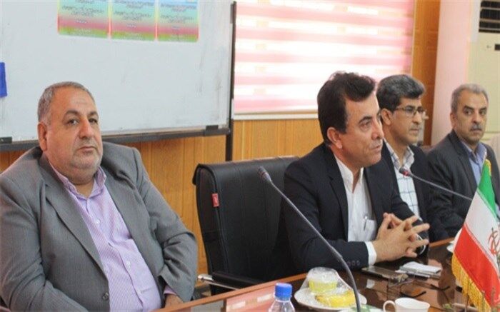 برگزیدگان مسابقات علمی تخصصی معلمان بوشهر تجلیل شدند