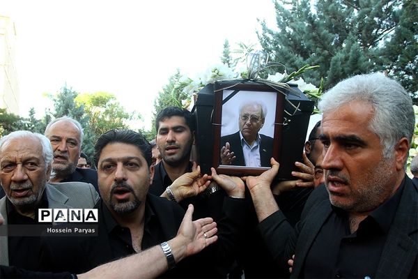 مراسم وداع با محمدرضا حافظی، رئیس جامعه خیرین مدرسه ساز کشور