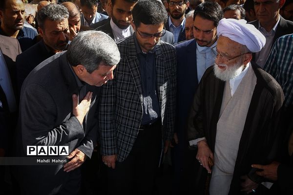 تشییع پیکر محمد رضا حافظی رئیس جامعه خیرین مدرسه ساز