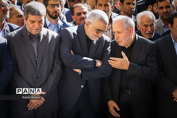 تشییع پیکر محمد رضا حافظی رئیس جامعه خیرین مدرسه ساز