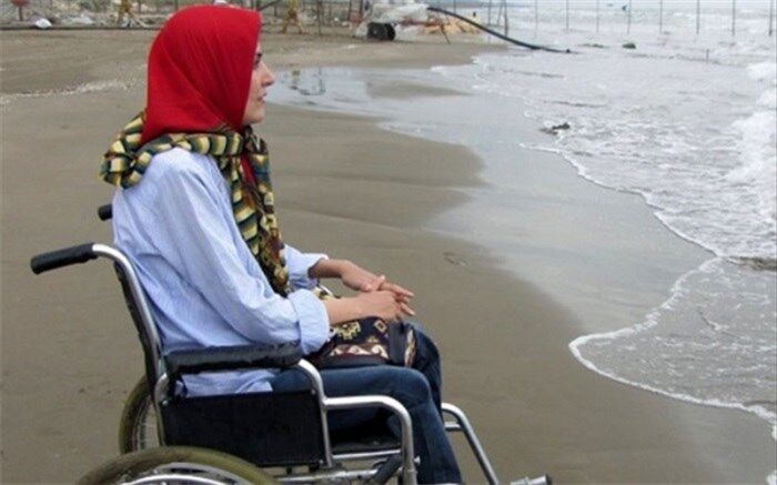 "ارایه خدمات به بیماران"بدون اهمیت به سطح سواد