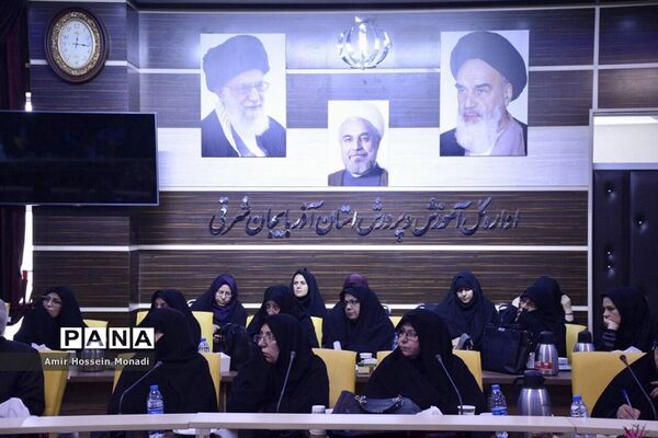 گردهمایی فرماندهان کانون‌های بسیج فرهنگیان شهرستان‌های استان آذربایجان شرقی