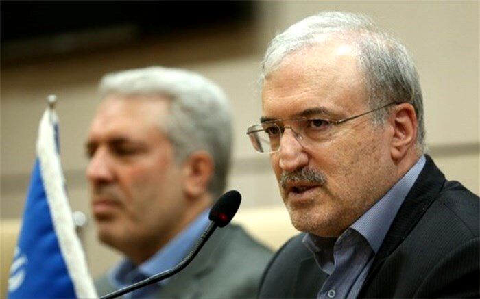 وزیر بهداشت: برخی درخصوص کیفیت داروهای داخلی جوسازی می‌کنند