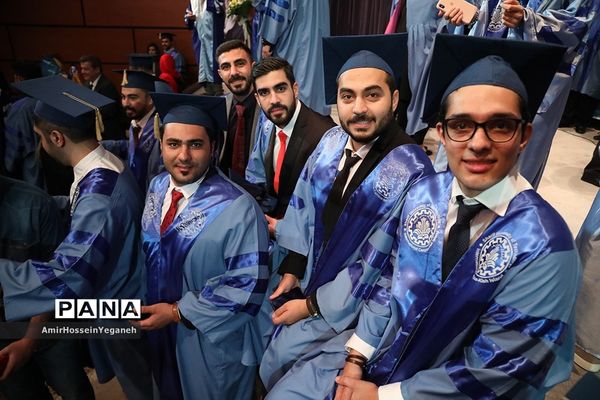 یازدهمین  مراسم دانش آموختگی دانشجویان پردیس بین الملل دانشگاه شریف جزیره کیش