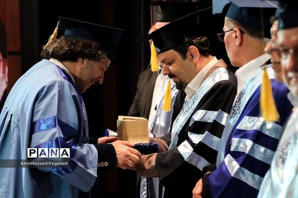 یازدهمین  مراسم دانش آموختگی دانشجویان پردیس بین الملل دانشگاه شریف جزیره کیش