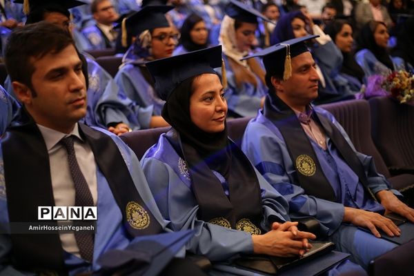 یازدهمین  مراسم دانش آموختگی دانشجویان پردیس بین الملل دانشگاه شریف جزیره کیش