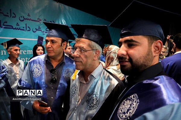 یازدهمین  مراسم دانش آموختگی دانشجویان پردیس بین الملل دانشگاه شریف جزیره کیش