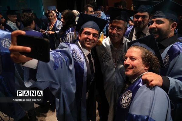 یازدهمین  مراسم دانش آموختگی دانشجویان پردیس بین الملل دانشگاه شریف جزیره کیش