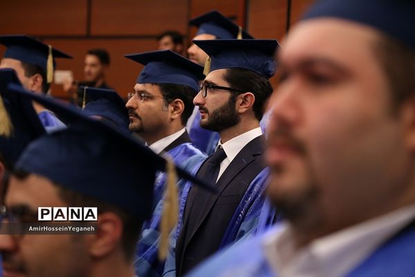 یازدهمین  مراسم دانش آموختگی دانشجویان پردیس بین الملل دانشگاه شریف جزیره کیش