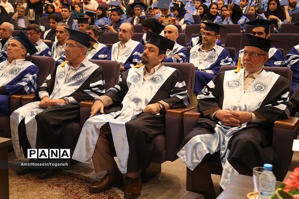 یازدهمین  مراسم دانش آموختگی دانشجویان پردیس بین الملل دانشگاه شریف جزیره کیش