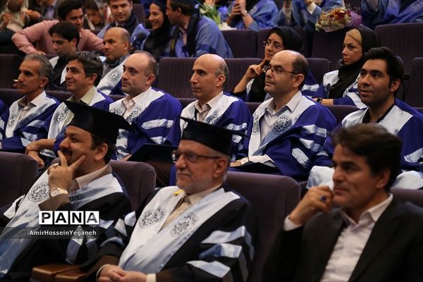 یازدهمین  مراسم دانش آموختگی دانشجویان پردیس بین الملل دانشگاه شریف جزیره کیش