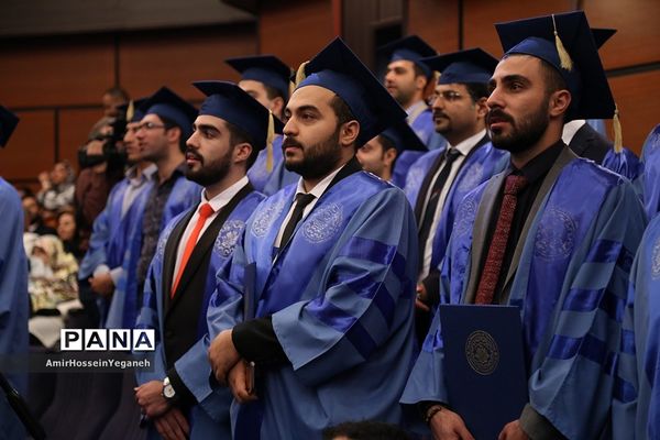 یازدهمین  مراسم دانش آموختگی دانشجویان پردیس بین الملل دانشگاه شریف جزیره کیش