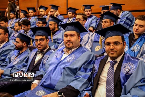 یازدهمین  مراسم دانش آموختگی دانشجویان پردیس بین الملل دانشگاه شریف جزیره کیش