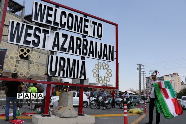 شور و شوق مردم عاشقان والیبال قبل از بازی تیم ملی ایران