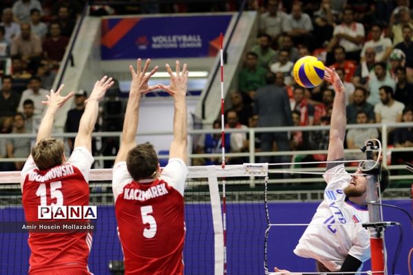 هفته سوم لیگ ملت‌های والیبال  |  روسیه 3 - 1 لهستان