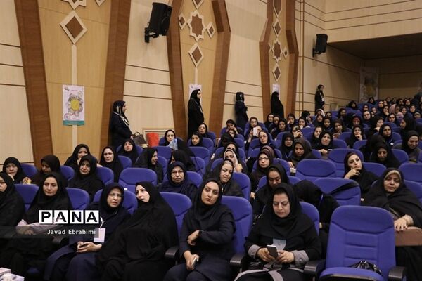 اختتامیه نخستین المپیاد شایستگی محور  ویژه هنرجویان هنرستان‌های کشور در مشهد