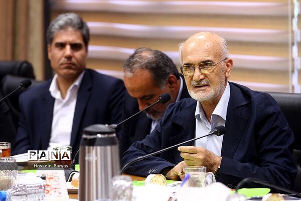 اولین نشست هم‌اندیشی اساتید دانشگاه‌های علوم تربیتی با سرپرست وزارت آموزش‌وپرورش