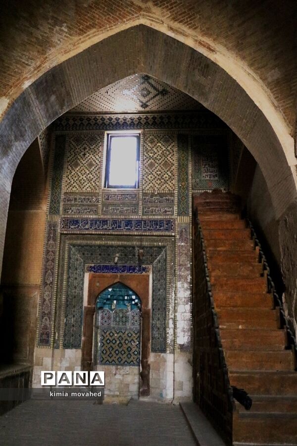 مسجد آدینه، عتیق شهر شیراز