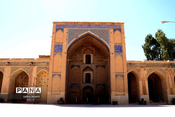 مسجد آدینه، عتیق شهر شیراز