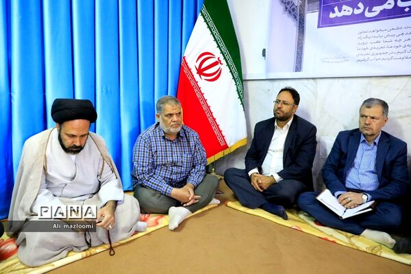 دیدار اعضای شورای عالی بسیج اساتید استان با نماینده ولی فقیه