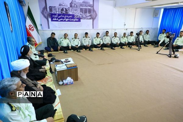 دیدار رئیس پلیس و پرسنل مواد مخدر استان با نماینده ولی فقیه در خراسان جنوبی