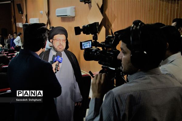 جشن نسیم مهر ویژه حمایت ازخانواده‌های آسیب پذیر